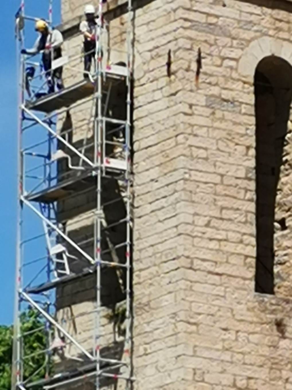 Réfection de la toiture du clocher et pose de grilles aux ouvertures